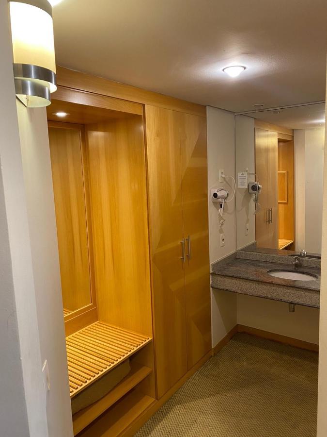 Hotel & Residencia Alphaville Баруэри Экстерьер фото